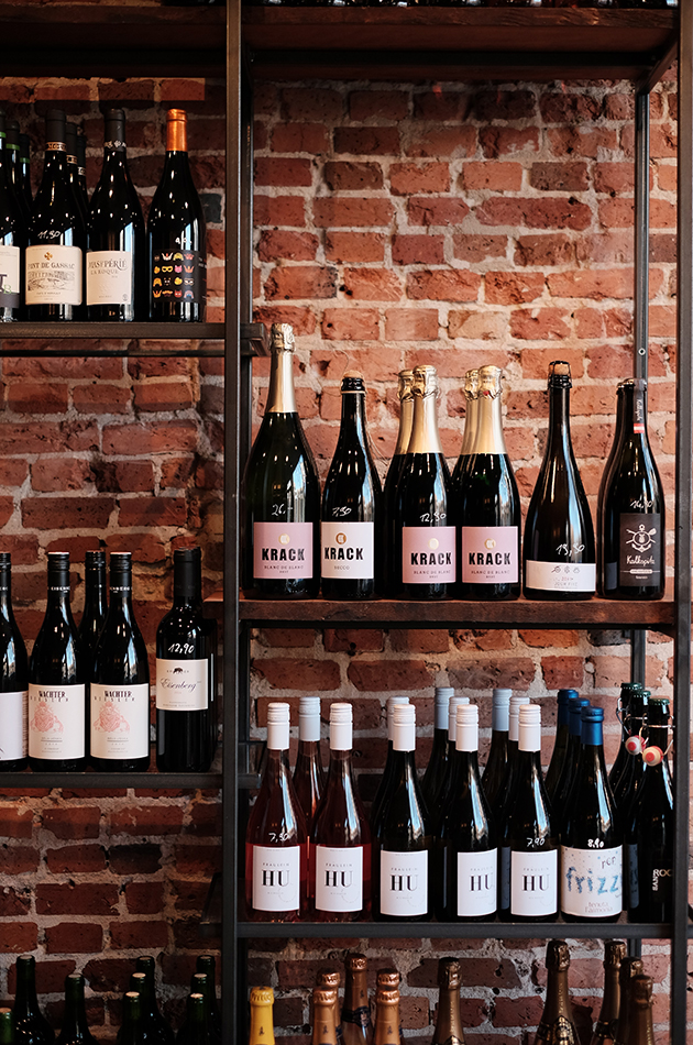 weinladen-philosophie-3-630x950