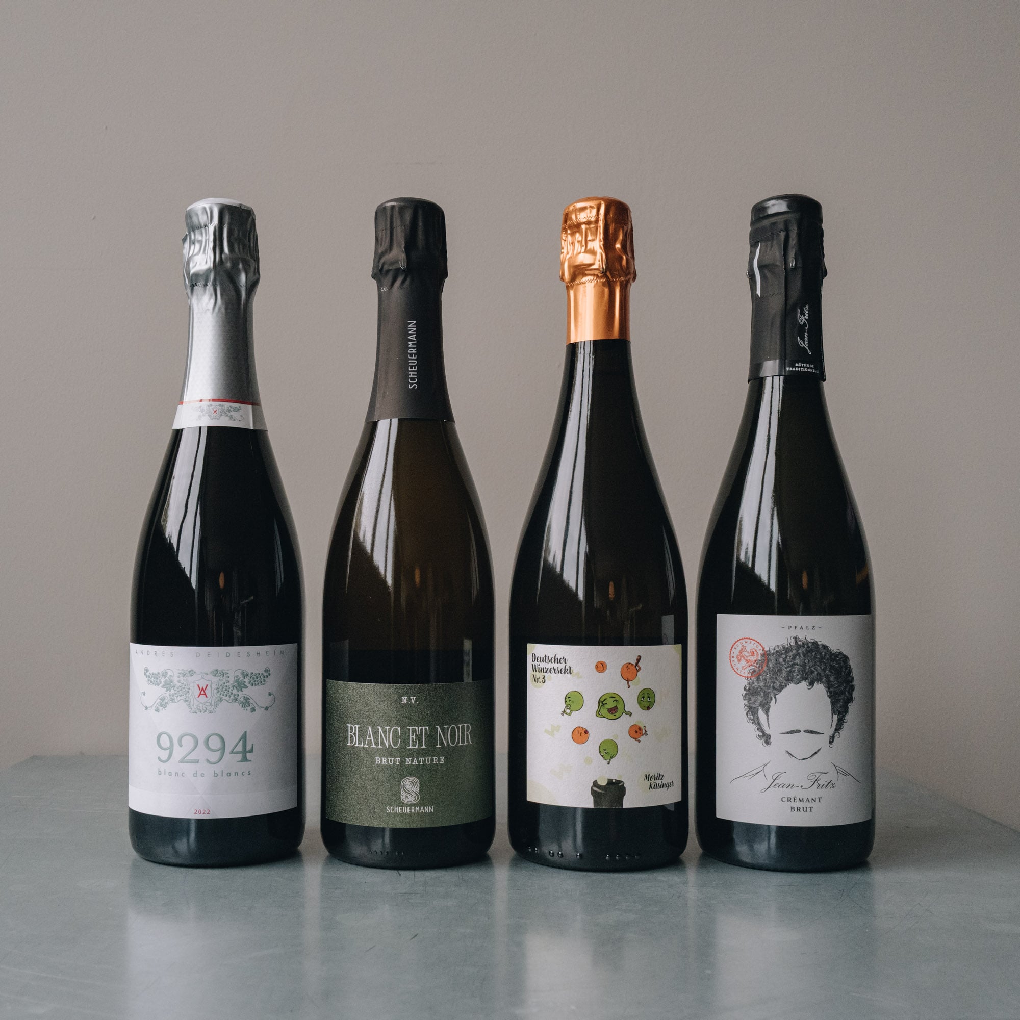 Die White Bubble-Box