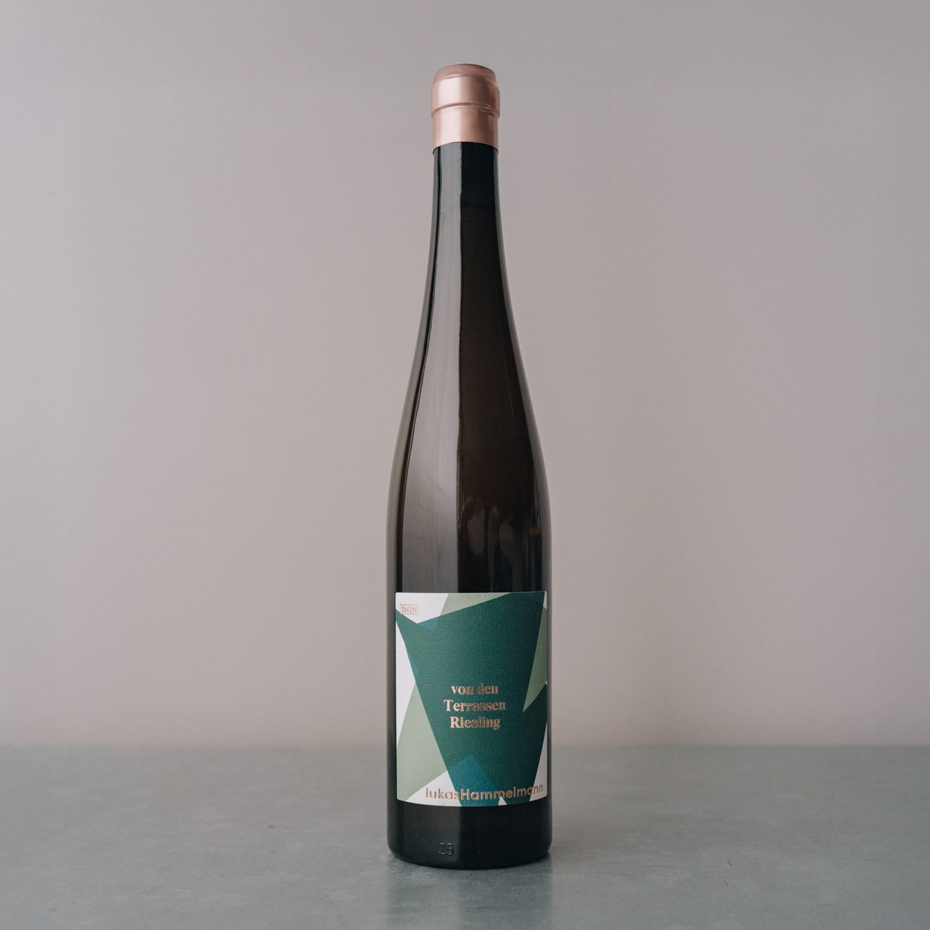 2022 LH Wines - Die Zeiskamer Weinmanufaktur Riesling Von den Terrassen 2022 LH Wines - Die Zeiskamer Weinmanufaktur Riesling Von den Terrassen